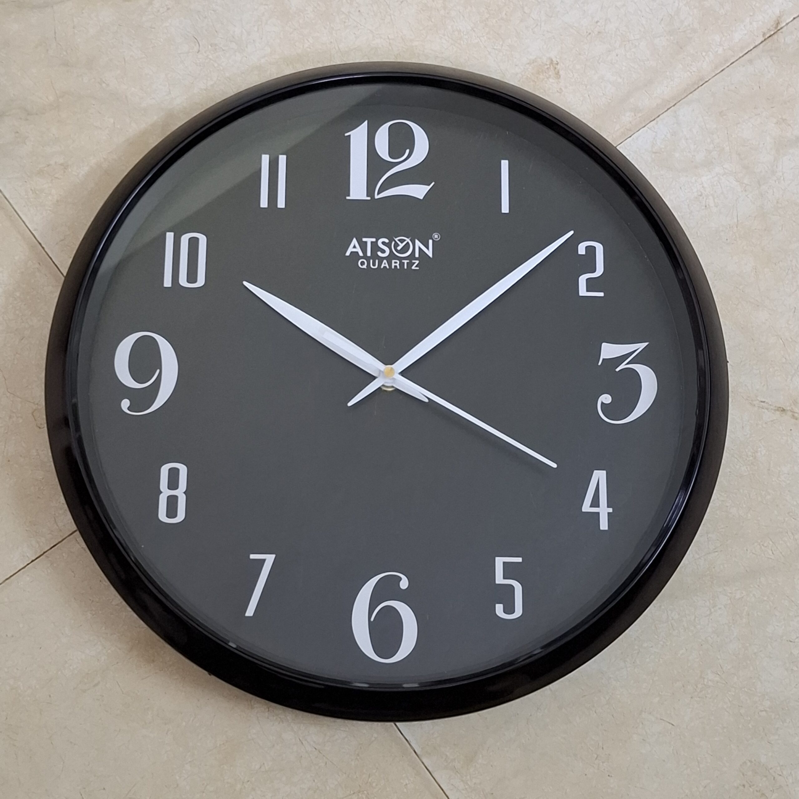 Atson Quartz- 30 inch, Classic Round Design, black Dial with white Numbers, RoundFrame